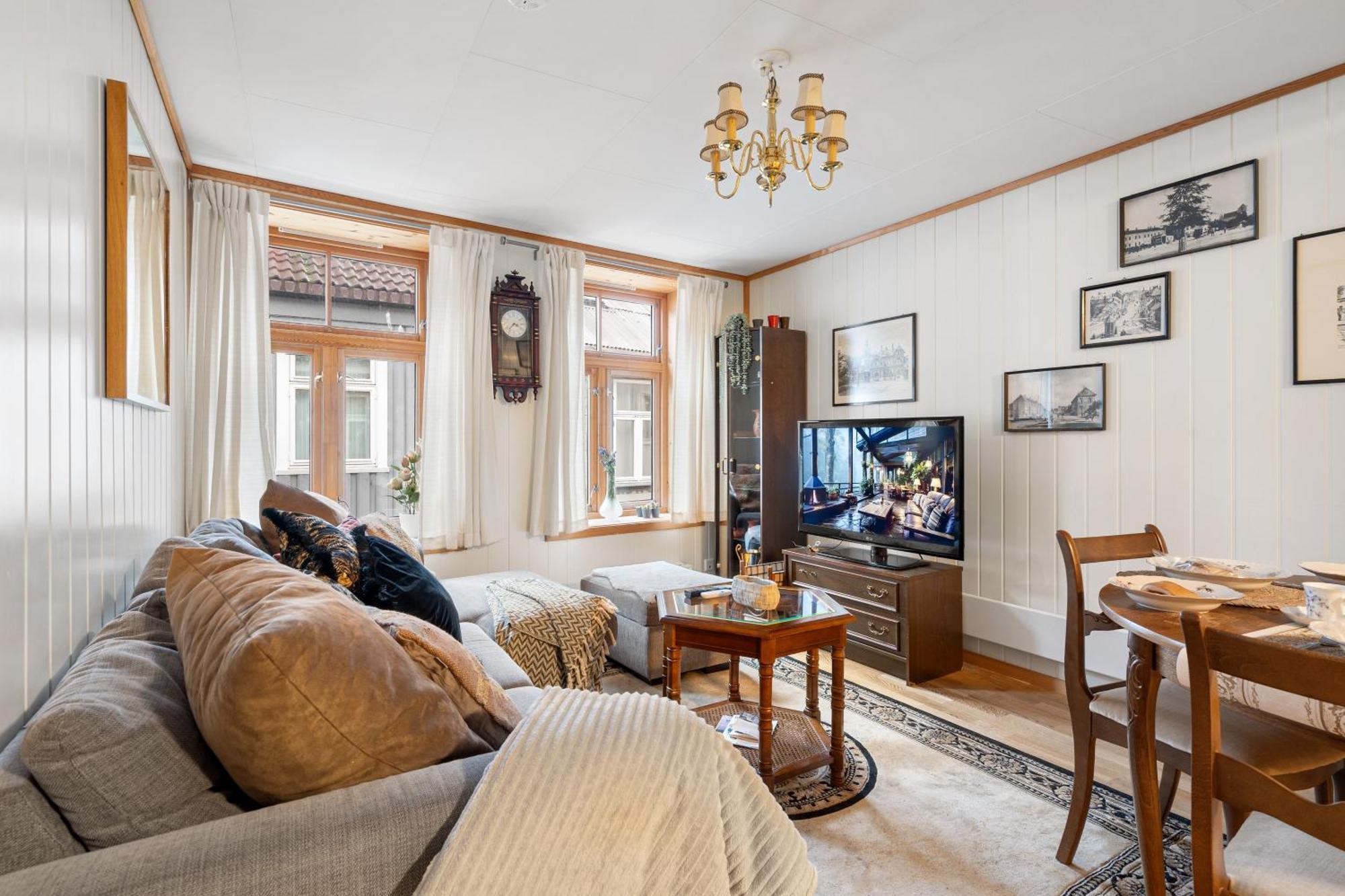 Stylish Vintage In The Heart Of The *